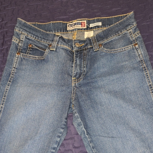 Old Navy Women's Cropped Stretch Capri Blue Jeans Size 8 - Picture 3 of 4